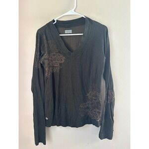 Athleta V-Neck‎ Long Sleeve  Floral Embellished Thumb Holes Grunge Workout